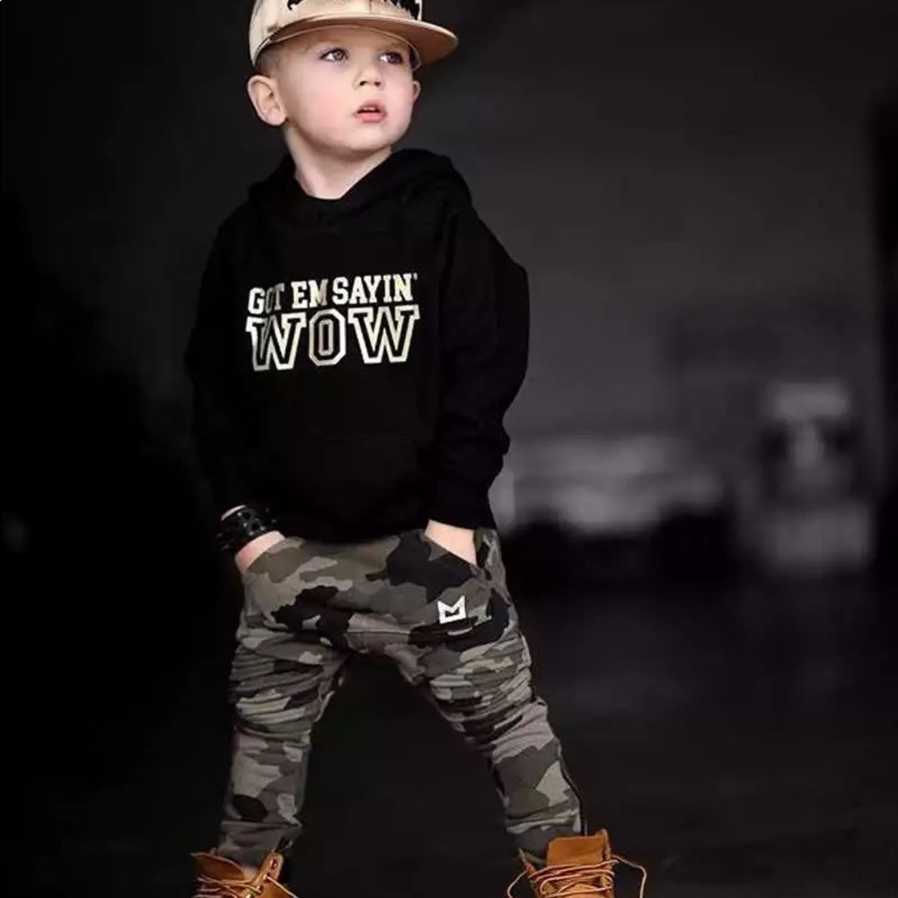 BOYS 2PCS CLOTHING SET WITH CAMOUFLAGE HAREM PANTS